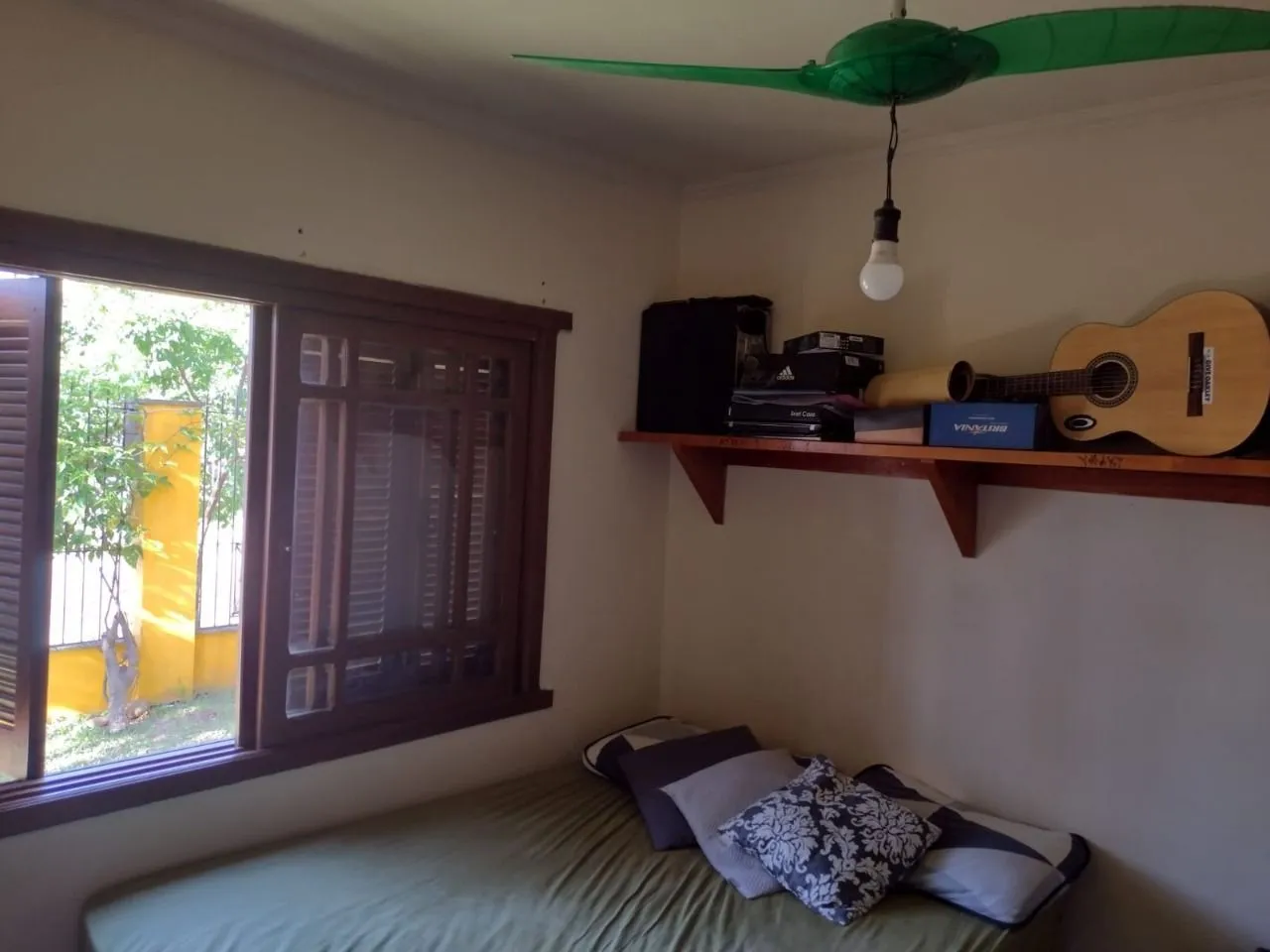 Imagem Casa para Venda - 693.6m², 5 dormitórios, sendo 3 suites, 4 vagas - Hípica