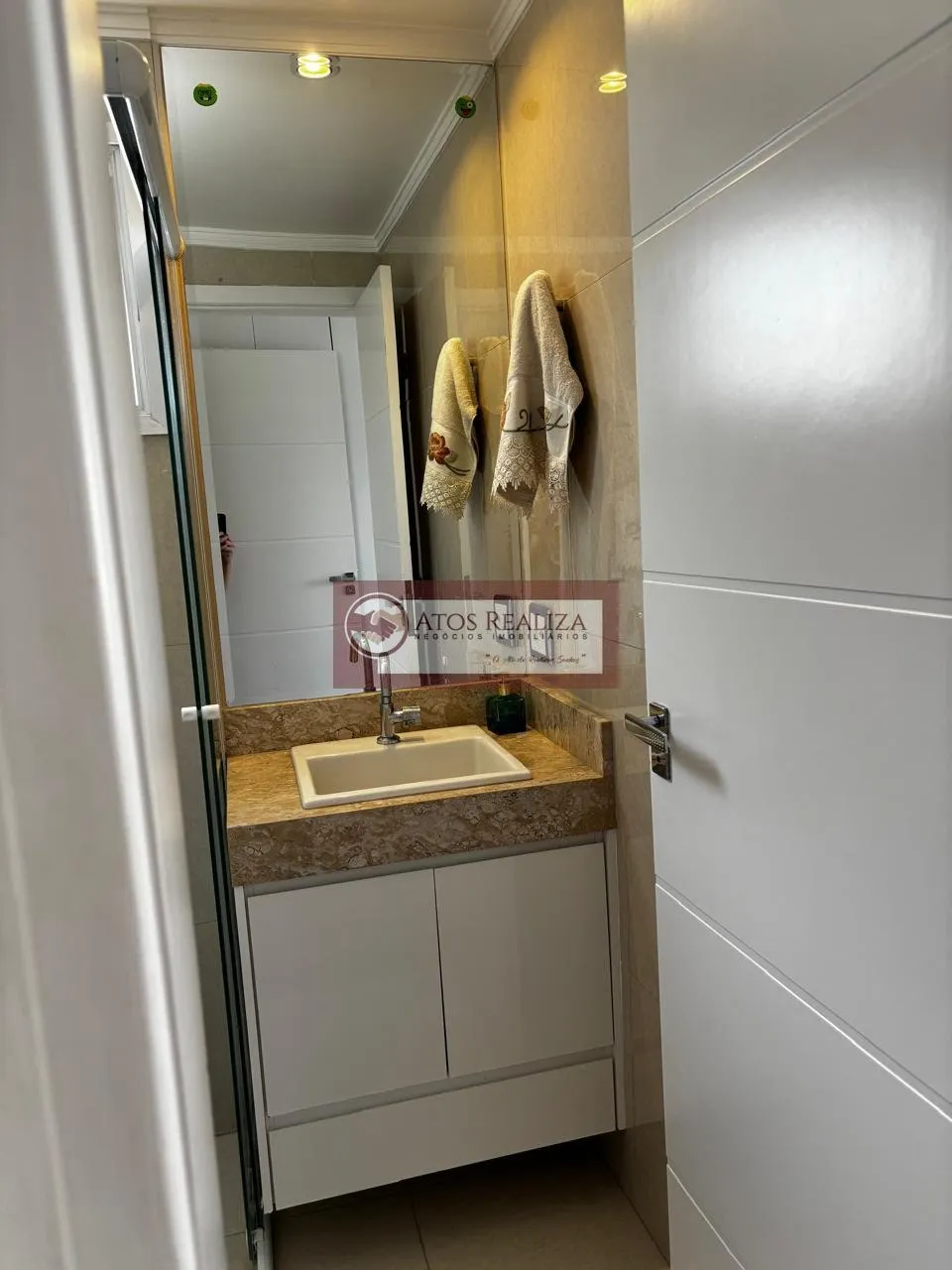 Imagem Venda: Apartamento em Vila Andrade, SP. 77m², 2 dorms, 1 suíte, 2 banheiros. Ideal para sua família! R$ 735.000. (Oportunidade).