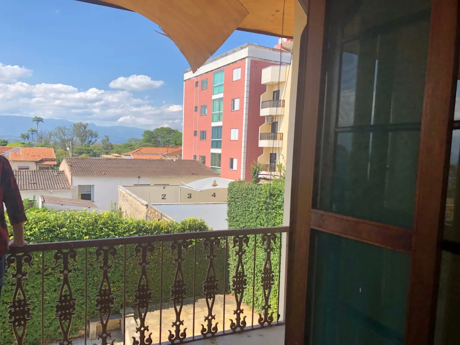 Imagem Comercial à venda 4 Quartos, 2 Suites, 8 Vagas, 786M², Jardim Boa Vista, Pindamonhangaba - SP