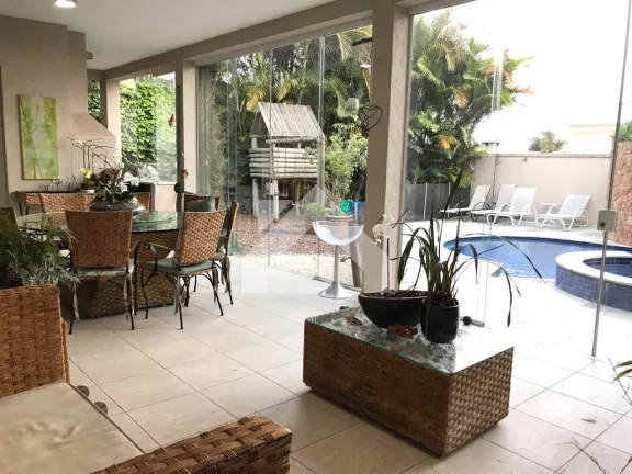 Imagem Casa de Condomínio em Residencial Morada dos Lagos - Barueri