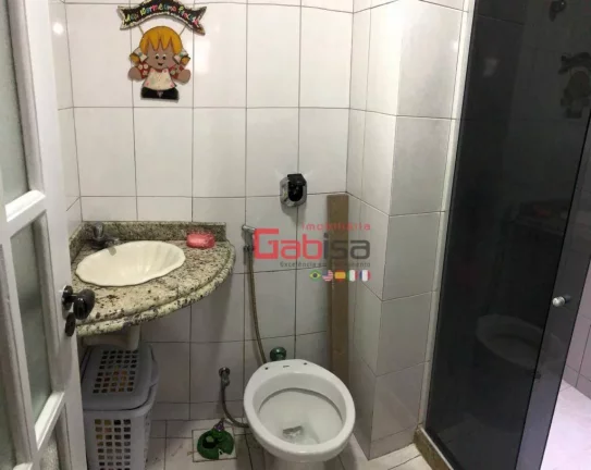 Imagem Apartamento com 3 dormitórios à venda, 120 m² por R$ 440.000,00 - Braga - Cabo Frio/RJ
