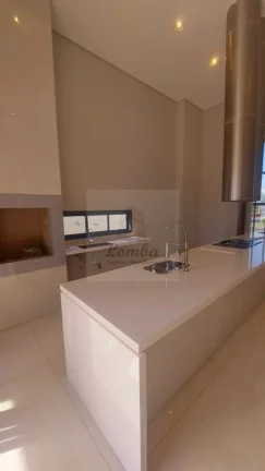 Imagem Casa de luxo em condomínio Jardim Itália, Cuiabá-MT: 4 quartos, 4 suítes, 1 sala, 5 banheiros, 6 vagas de garagem, 300m². Venha conferir!