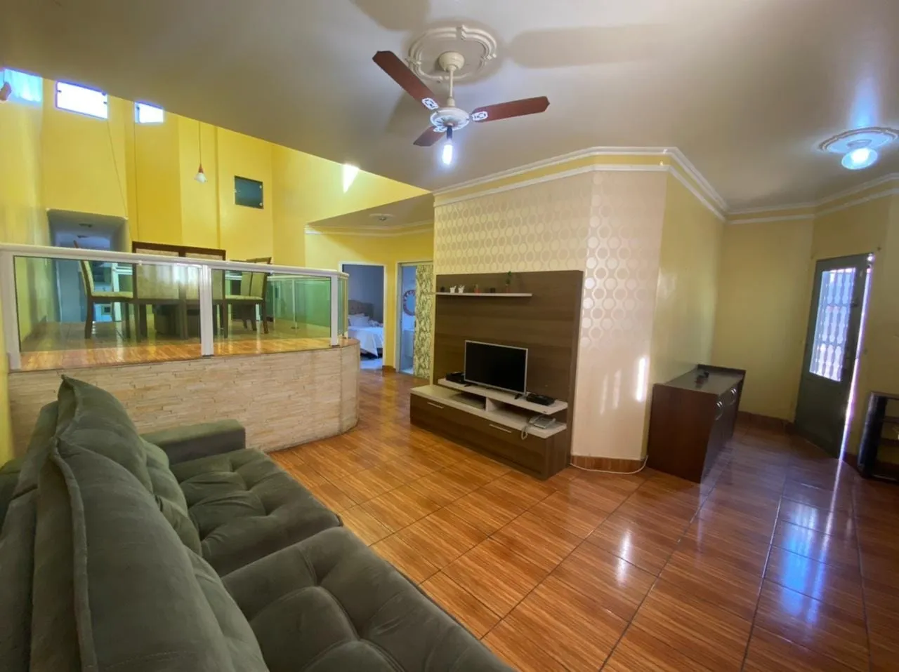 Imagem Casa à venda 4 Quartos, 2 Suites, 6 Vagas, 300M², Jardim Gurilândia, Taubaté - SP