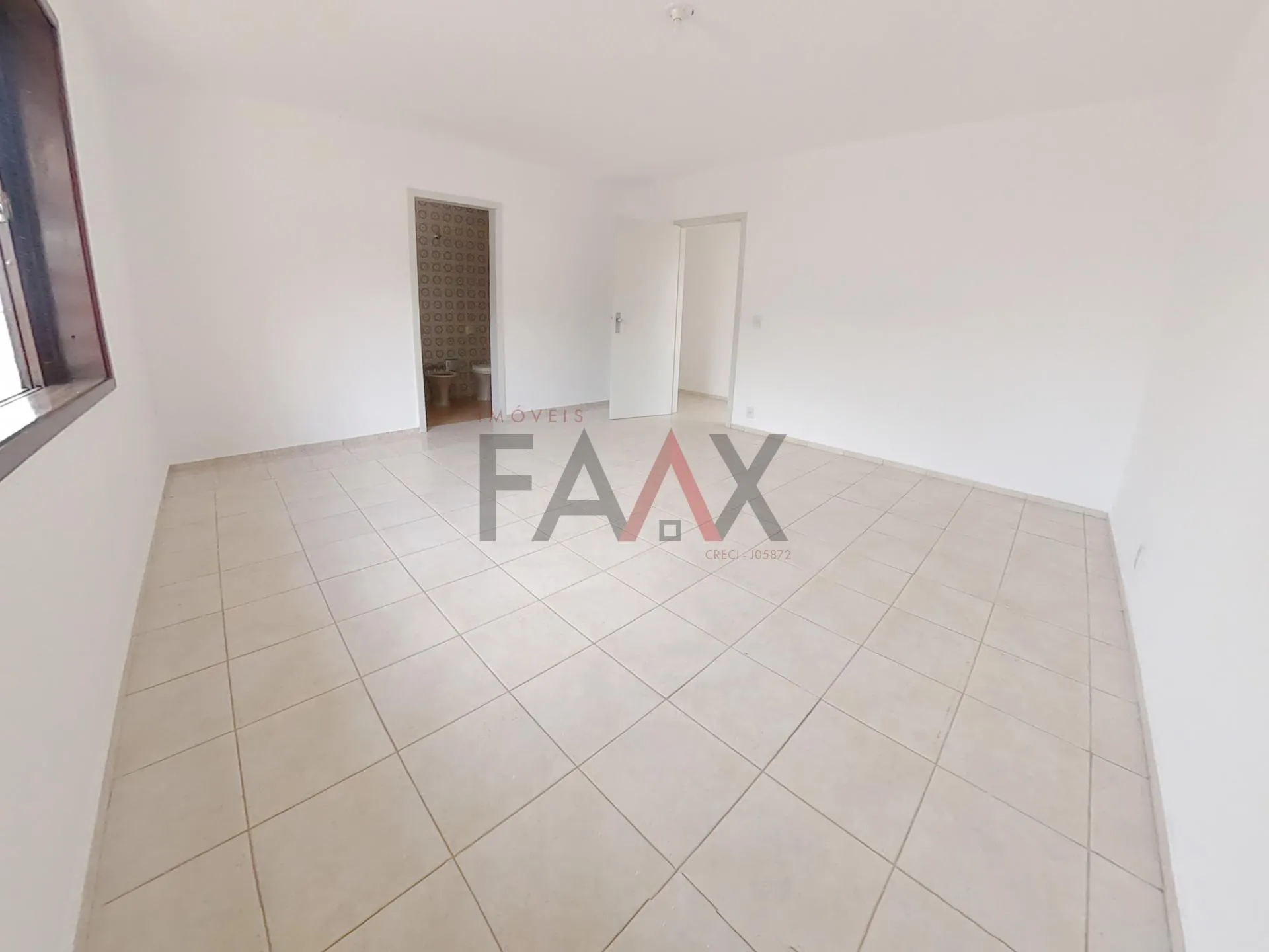 Imagem Casa a venda proximo a praça da ucrania no trianon em Guarapuava - PR