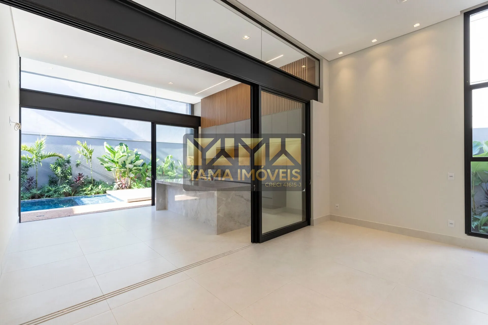 Imagem Casa Alto Padrão em Residencial e Empresarial Alphaville, Ribeirão Preto/SP