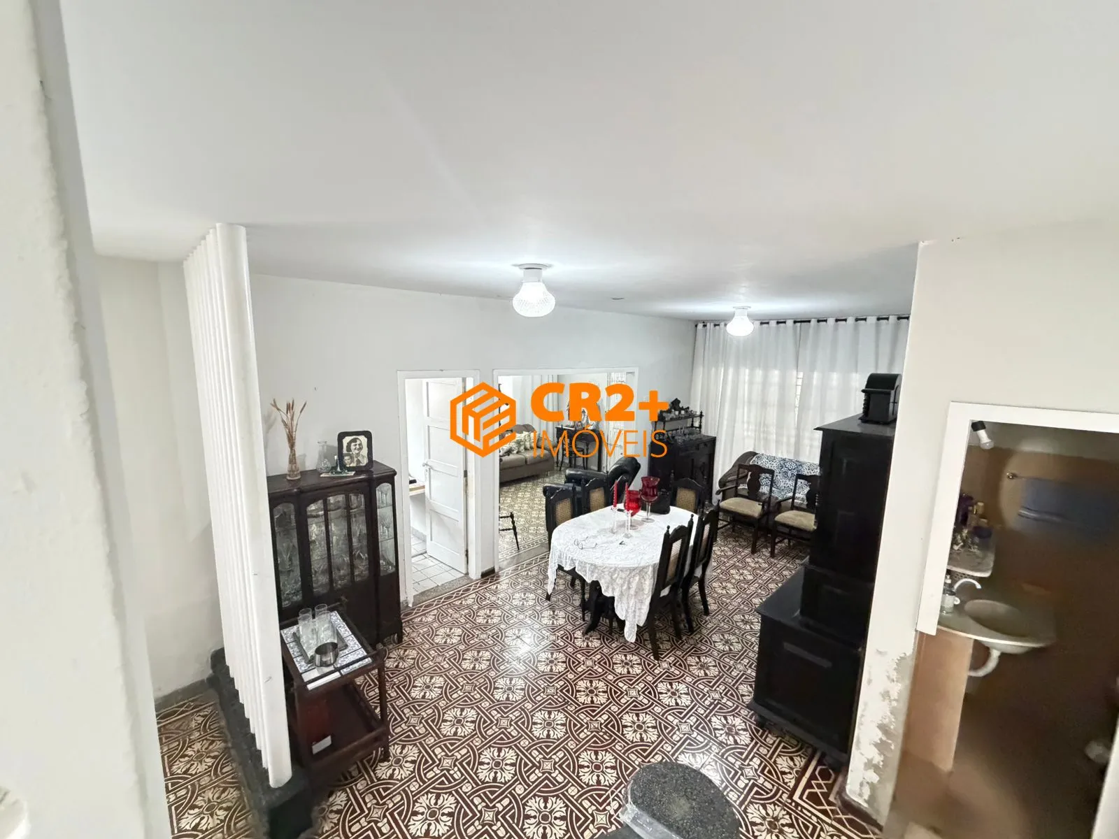 Imagem CASA À VENDA NO HIPÓDROMO - ESPAÇO, CONFORTO E ÓTIMA LOCALIZAÇÃO- 360m²