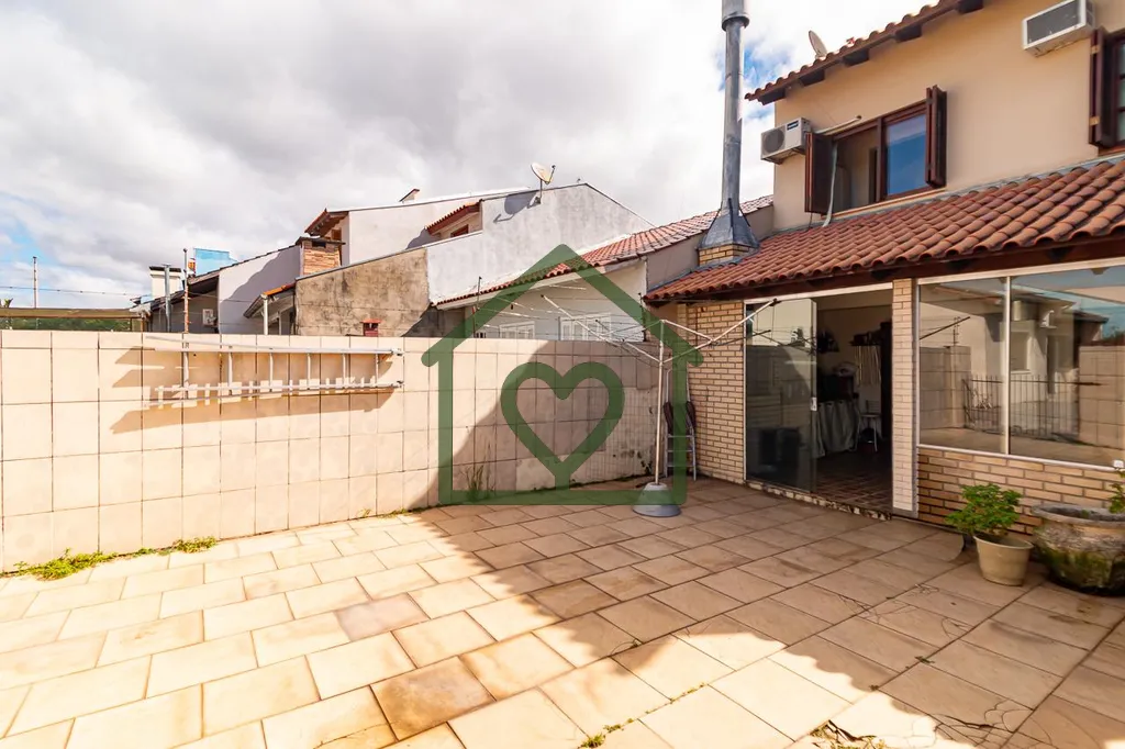 Imagem Gostaria de apresentar uma excelente oportunidade imobiliária no bairro Hípica. Trata-se de um bel...