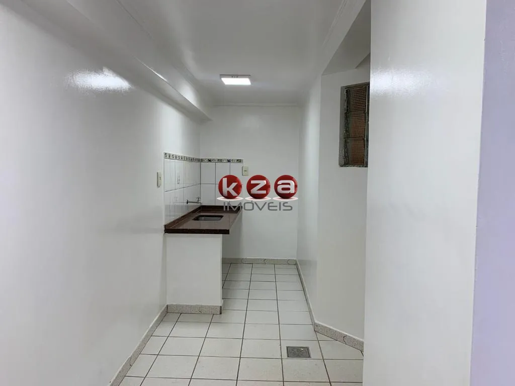 Imagem Prédio Comercial para Locação em Valinhos-SP: 15 Salas, 15 Banheiros e 682m². Agende sua visita!