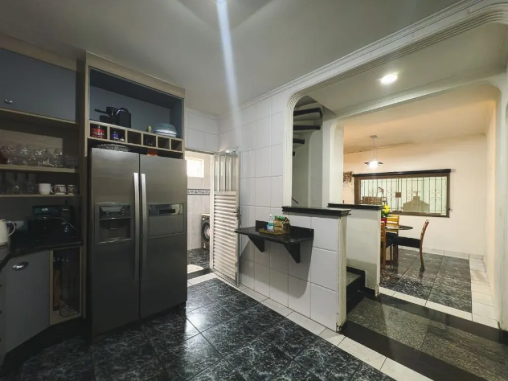 Imagem CASA COM 288,00 m² - CANTO DO FORTE - PRAIA GRANDE SP