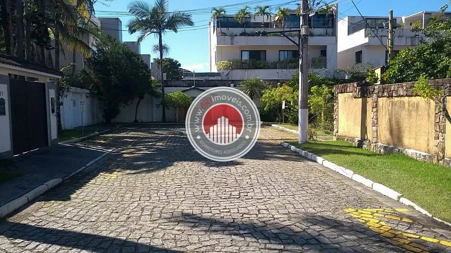 Imagem Terreno a Venda no bairro Recreio dos Bandeirantes - Rio de Janeiro, RJ