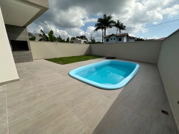 Imagem SOBRADO COM PISCINA, 3 SUÍTES, BAL. MARILUZ