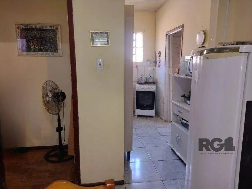 Imagem Casa de 2 dormitórios no bairro Cavalhada