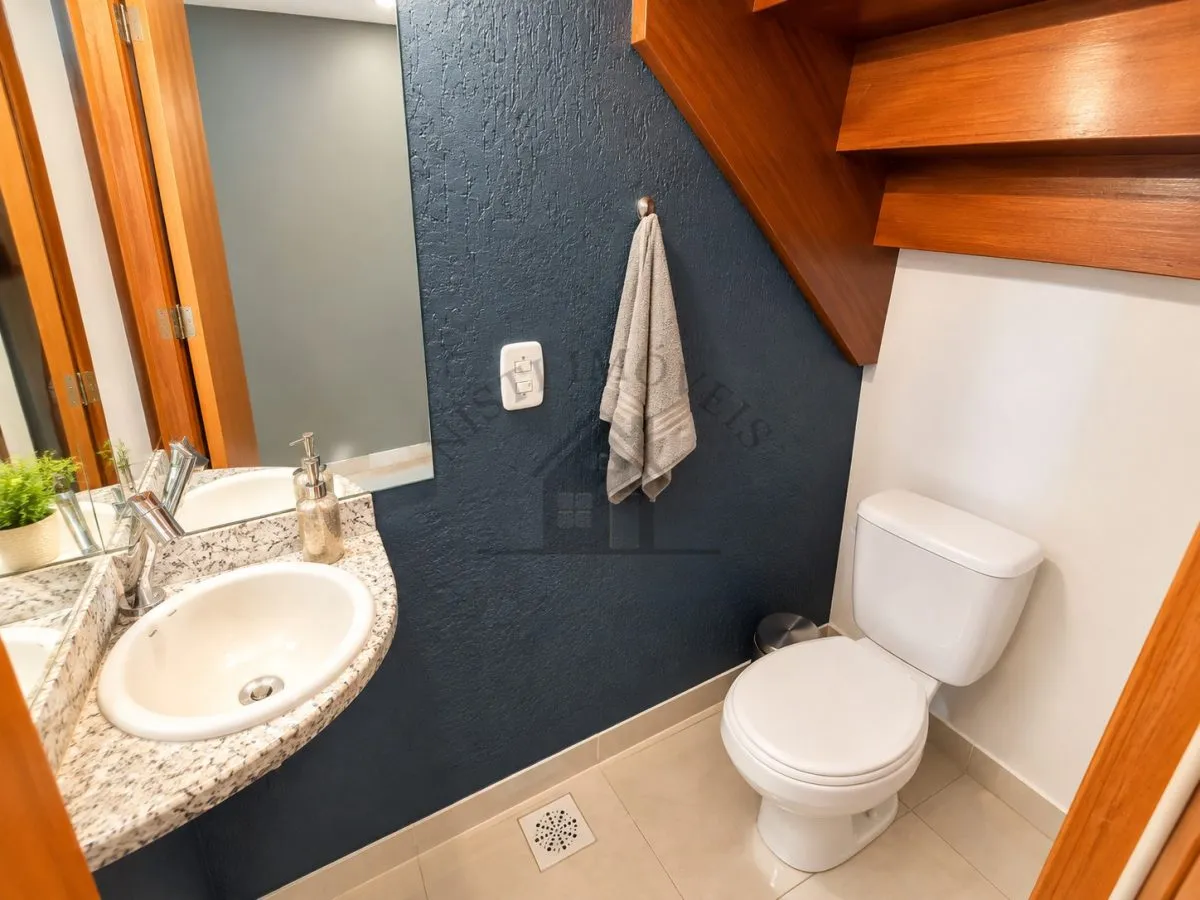 Imagem Casa 4 quartos para Venda no bairro Jardim Itu em Porto Alegre