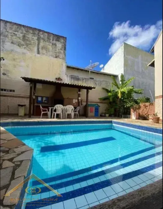 Imagem Casa em Condomínio para Venda em Cabo Frio / RJ no bairro Parque Burle