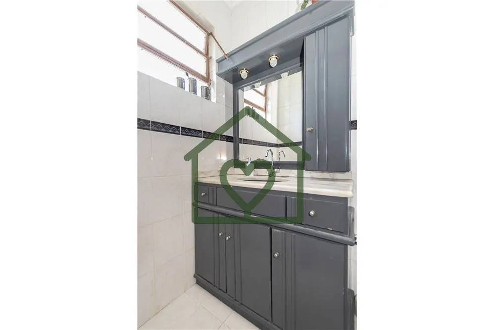 Imagem Casa de rua com 4 DORMITÓRIOS, 2 suítes, 4 vagas e 210m² de área privativa, no bairro Três Figu...