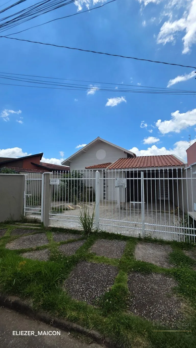 Foto do imóvel Casa à Venda com 3 quartos no bairro Jardim das Azaléias, Poços de Caldas - MG