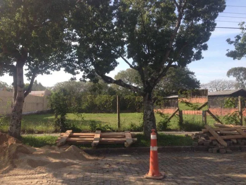 Imagem Terreno para Venda - 1665m², 0 dormitórios, Ipanema