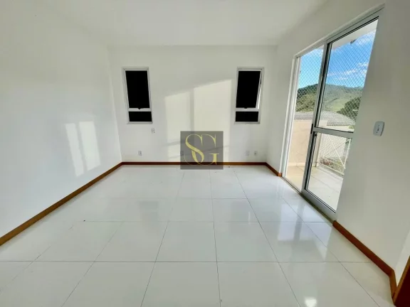 Imagem Casa para Venda em Teresópolis, Vargem Grande, 4 dormitórios, 1 suíte, 2 banheiros, 2 vagas