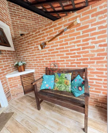 Imagem CASA TÉRREA MUITO ACONCHEGANTE DENTRO DE UM PEQUENO CONDOMÍNIO, COM PISCINA A VENDA EM BOISSUCANGA, COM 2 DORMITÓRIOS.