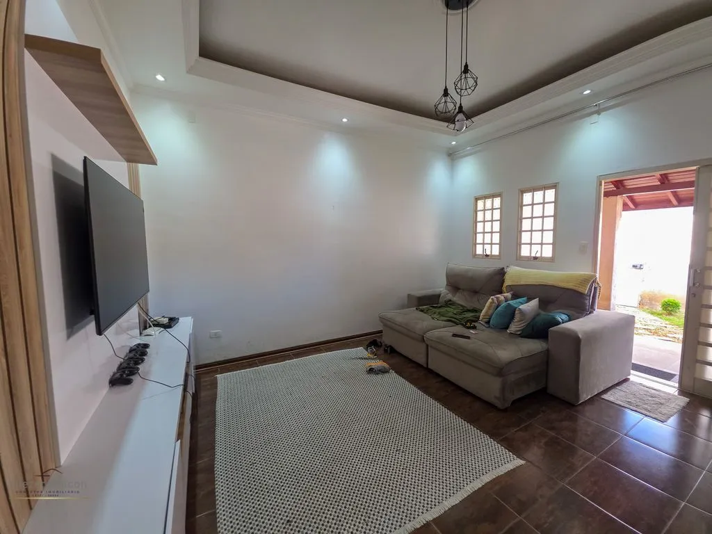 Imagem Casa a Venda com 3 quartos no Bairro Vilage são Luis em Poços de Caldas