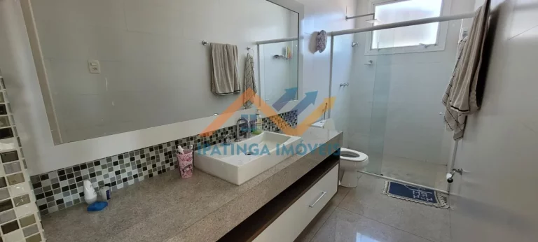 Imagem Casa de 4 quartos e 3 vagas de garagem no Imbaúbas