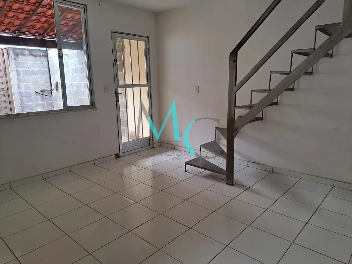 Imagem Casa Geminada de 2 Quartos no Condomínio das Laranjeiras - Santíssimo: Conforto e Segurança em Excelente Localização