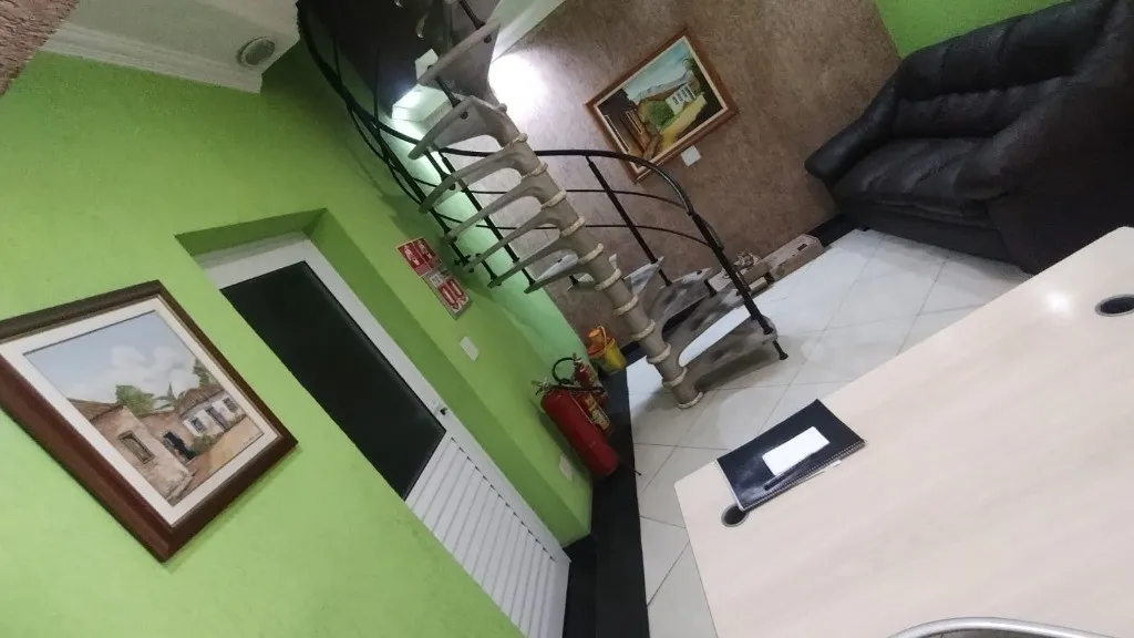 Imagem Oportunidade única: Sobrado à venda na Vila Medeiros, São Paulo-SP. 3 quartos, 1 suíte, 3 salas, 5 banheiros, 1 vaga, 125 m².