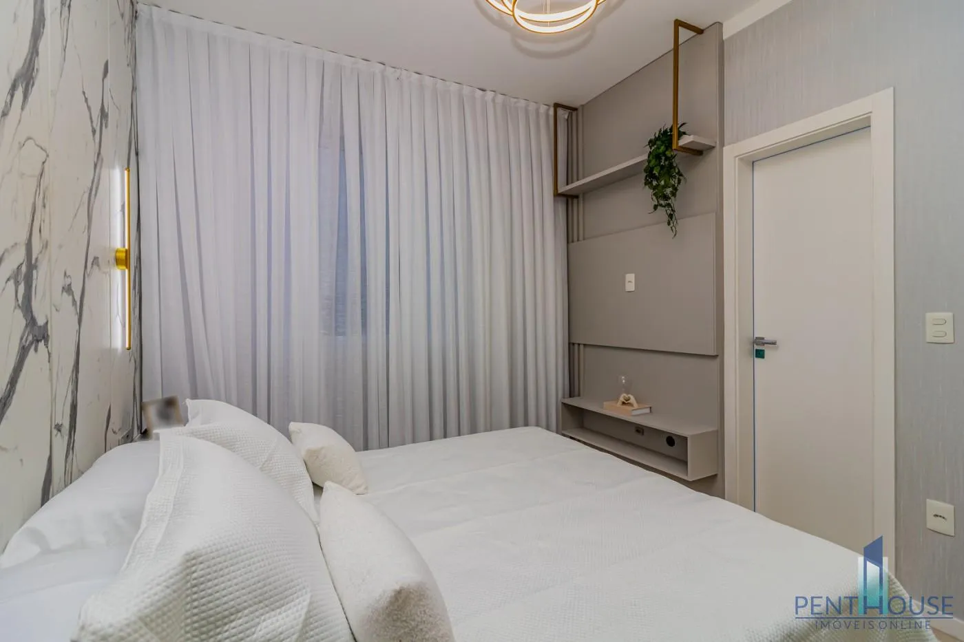 Imagem Apartamento Zona Central para Venda em Balneário Camboriú, CENTRO, 3 dormitórios, 3 suítes, 3 banheiros, 2 vagas