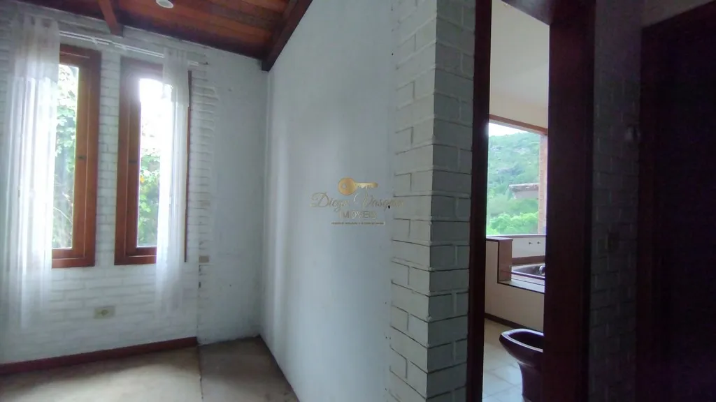 Imagem Casa para Venda em Teresópolis / RJ no bairro Albuquerque