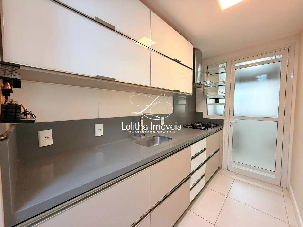 Imagem APARTAMENTO DE 3 DORMITÓRIOS, SENDO 1 SUÍTE NO ITACORUBI - FLORIANÓPOLIS/SC