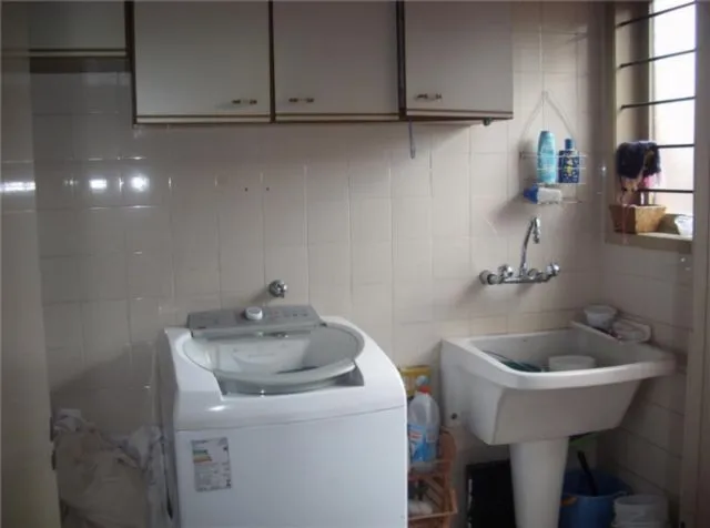Imagem Casa para Venda - 238m², 4 dormitórios, sendo 1 suites, 2 vagas - Medianeira