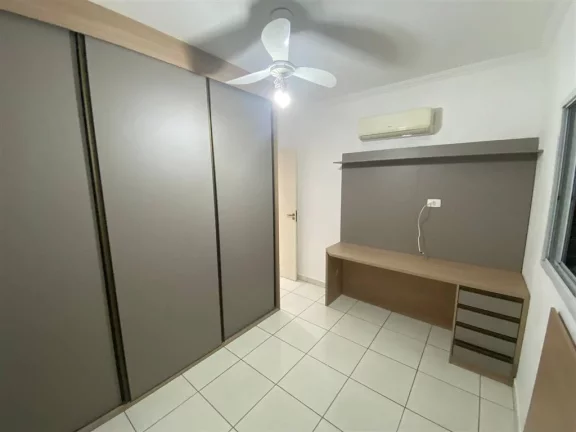 Imagem Apto 3 dormitórios, sendo 1 suíte, sacada envidraçada com churrasqueira, planejado, ar condicionado e 2 vagas de garagem