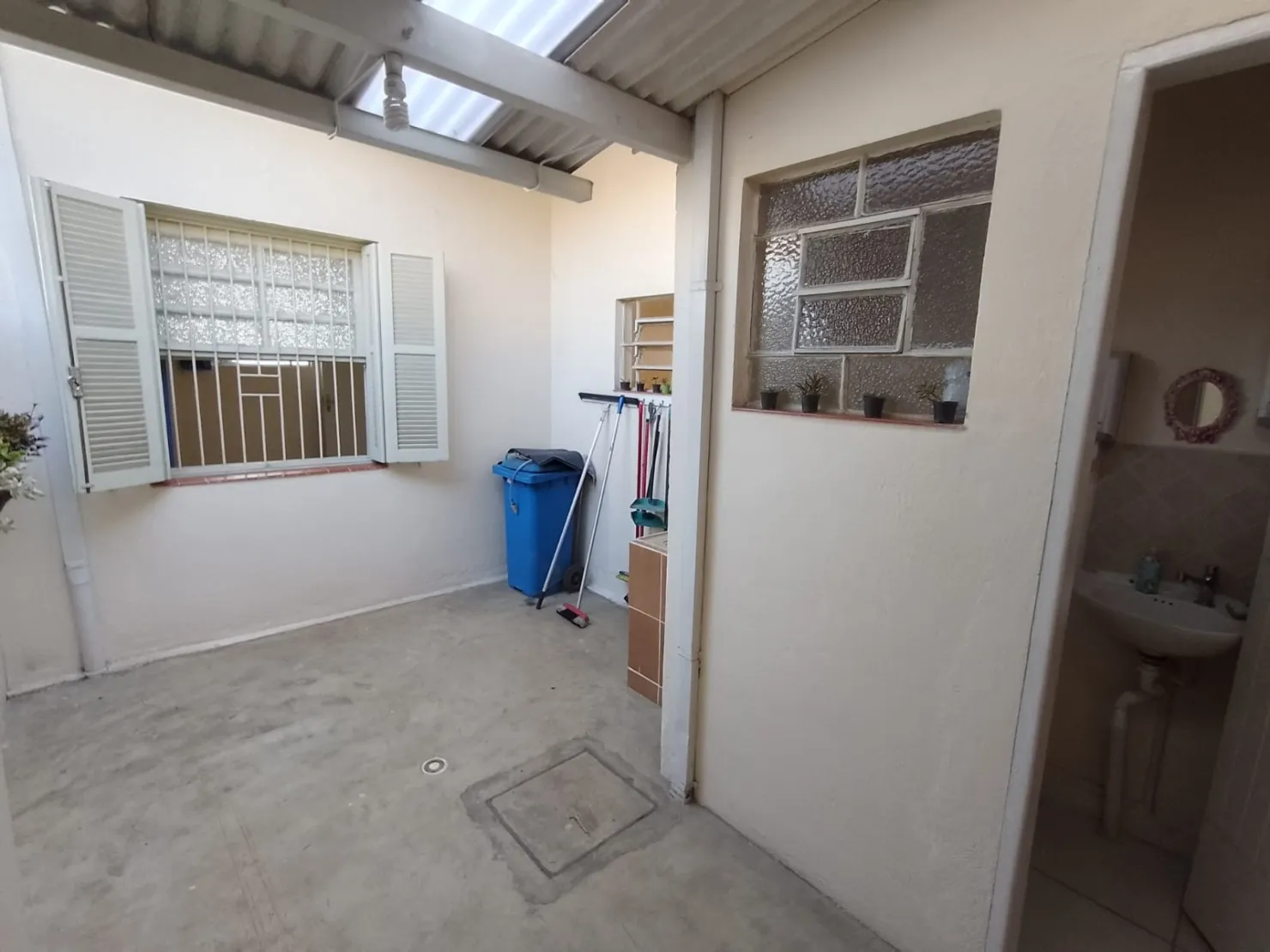 Imagem Comercial para Locação 4 Suites, 3 Vagas, 183M², Jardim das Nações, Taubaté - SP