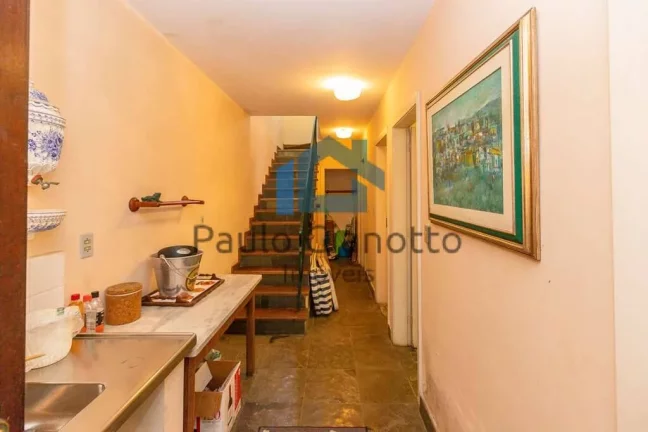 Imagem Mansão Espetacular em Condomínio na Granja Viana