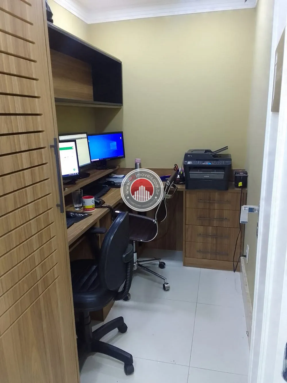 Imagem Sala Comercial a Venda no bairro Centro - Nova Iguaçu, RJ