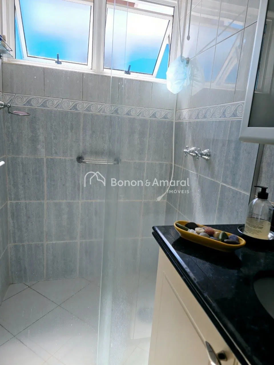 Imagem Casa Sobrado com 4 quartos ( sendo 2 suítes), no Condomínio Okinawa, Paulínia