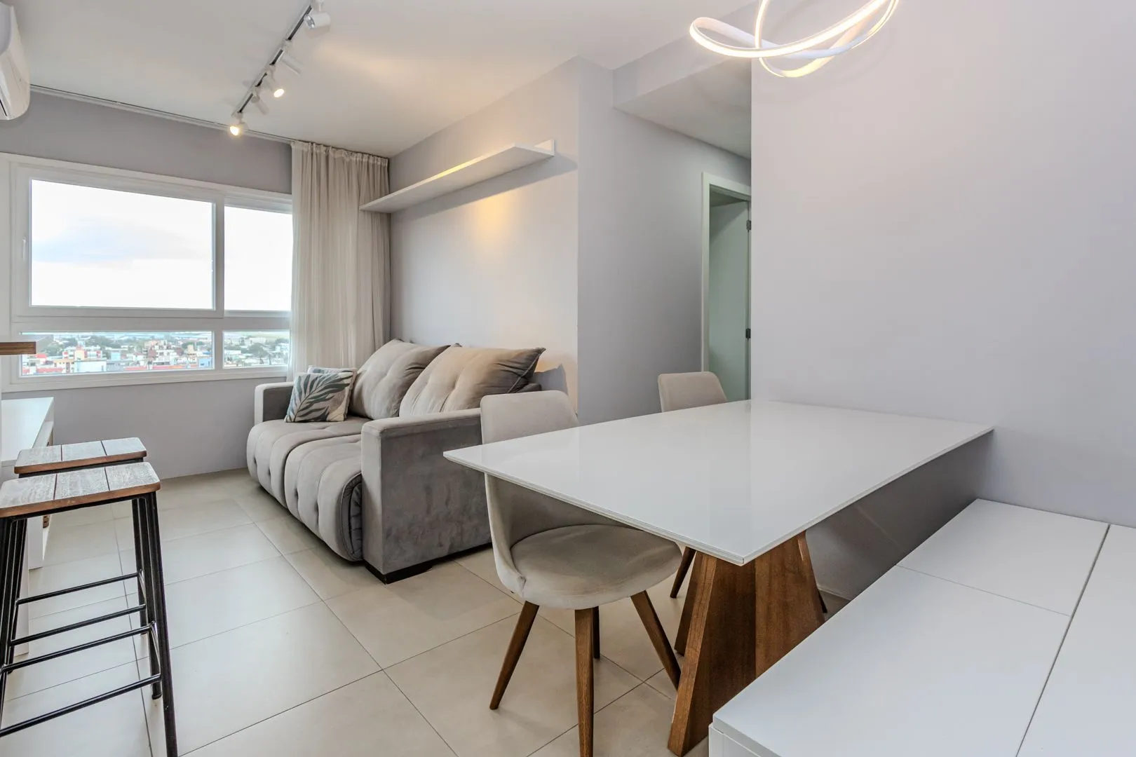 Imagem Apartamento no Jardim Lindóia de 2 dormitórios vaga e infra