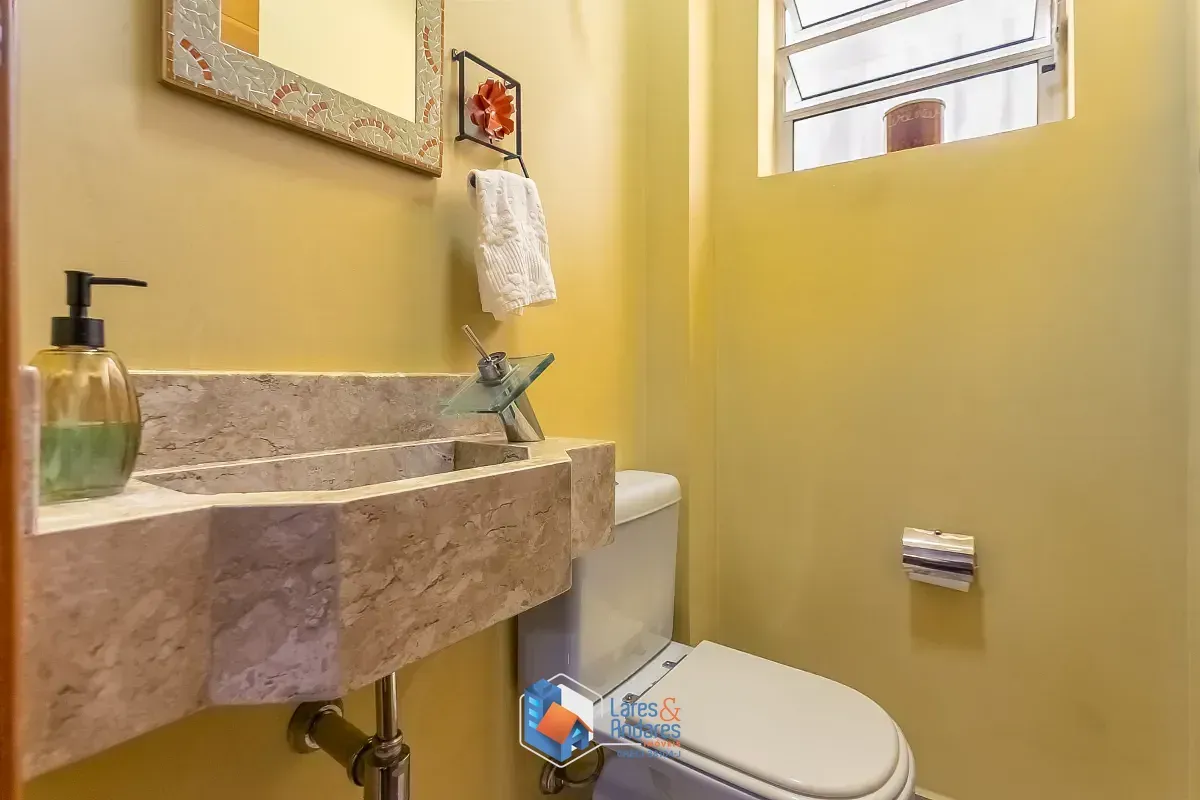 Imagem Sobrado para venda em Vila Mariana com 3 quartos, sendo 1 suíte, 149m²