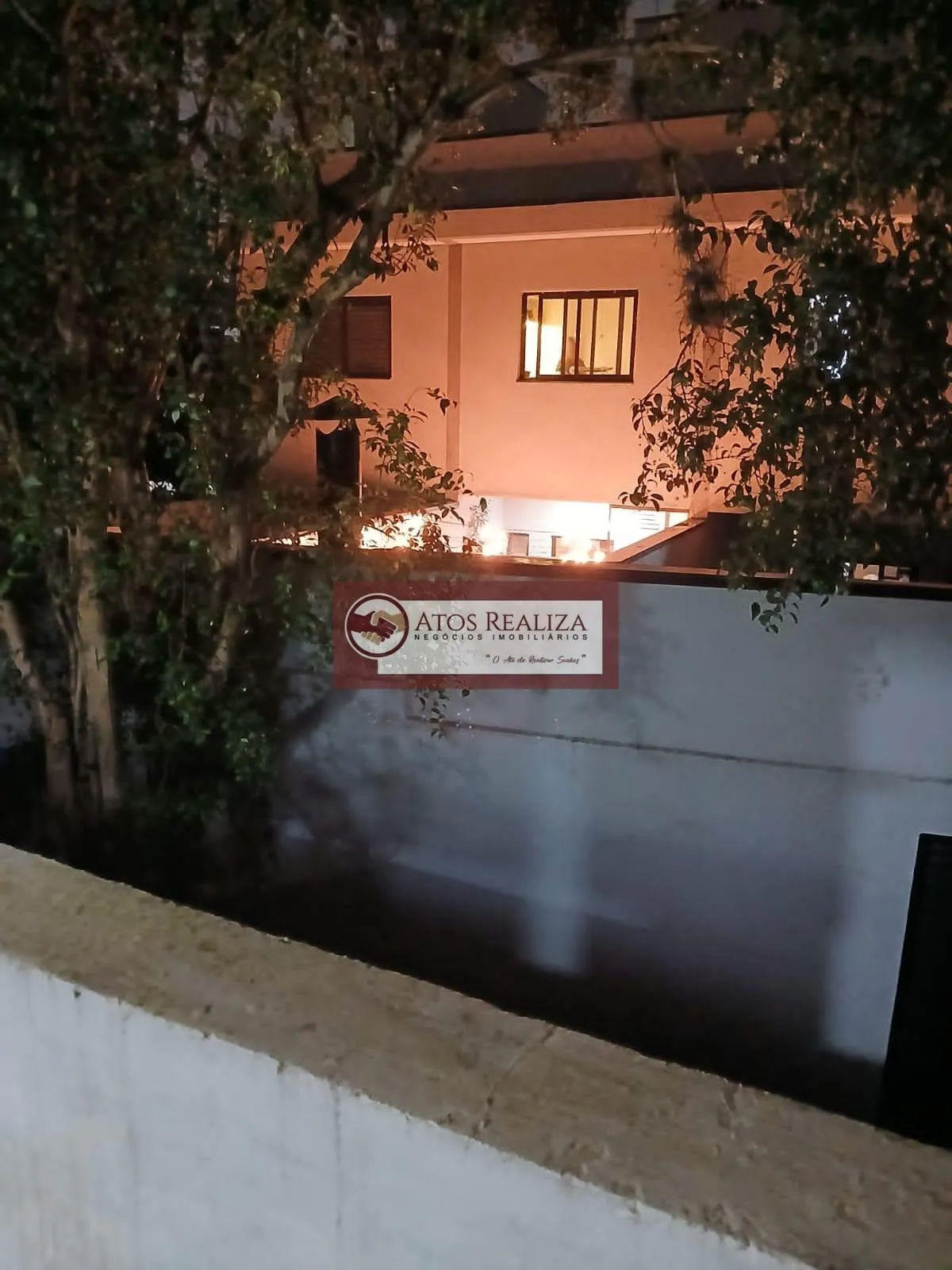 Imagem Sobrado com Edícula à Venda em Jardim Umuarama, SP