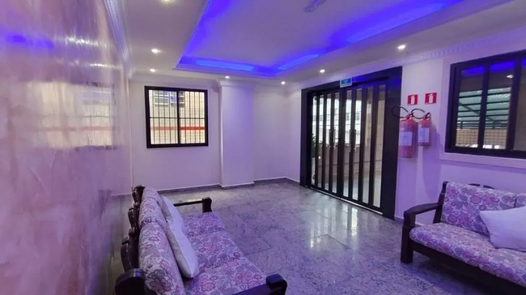 Imagem Apartamento à Venda em Vila Tupi, Praia Grande - SP