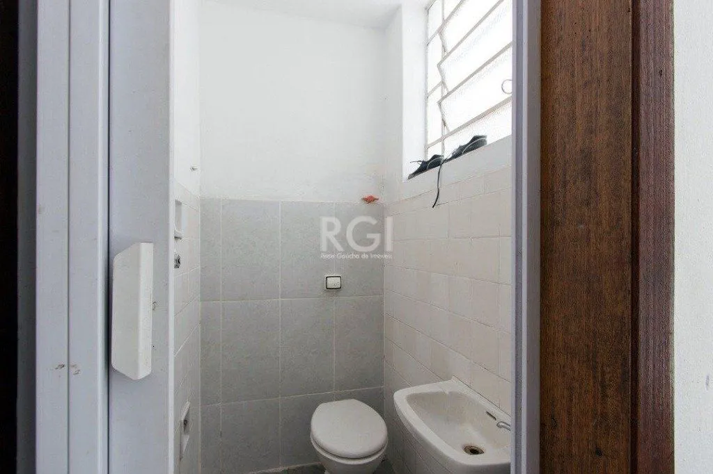 Imagem Apartamento para Venda - 101m², 3 dormitórios, 1 vaga - Menino Deus