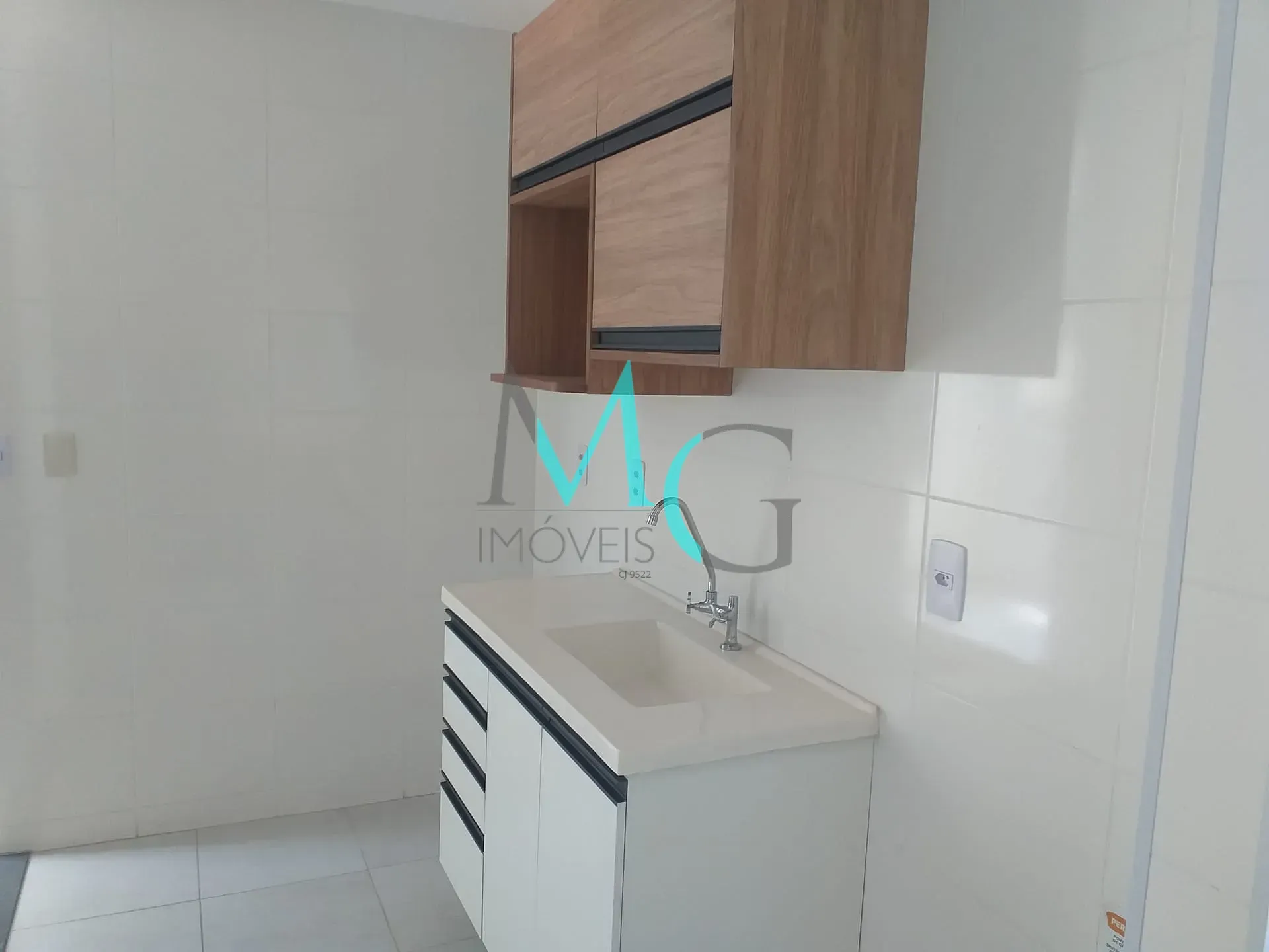 Imagem Apartamento 2 Quartos, 41,19m² por R$ 159.000,00 no Condomínio Cedro Rosa, Inhoaíba, RJ
