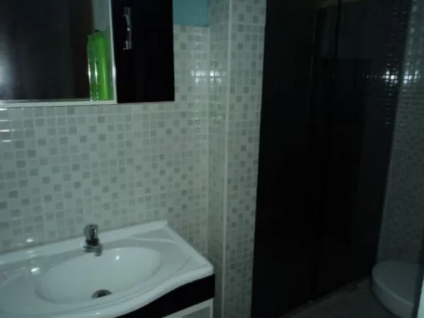 Imagem Casa para Venda - 450m², 3 dormitórios, 1 vaga - Floresta