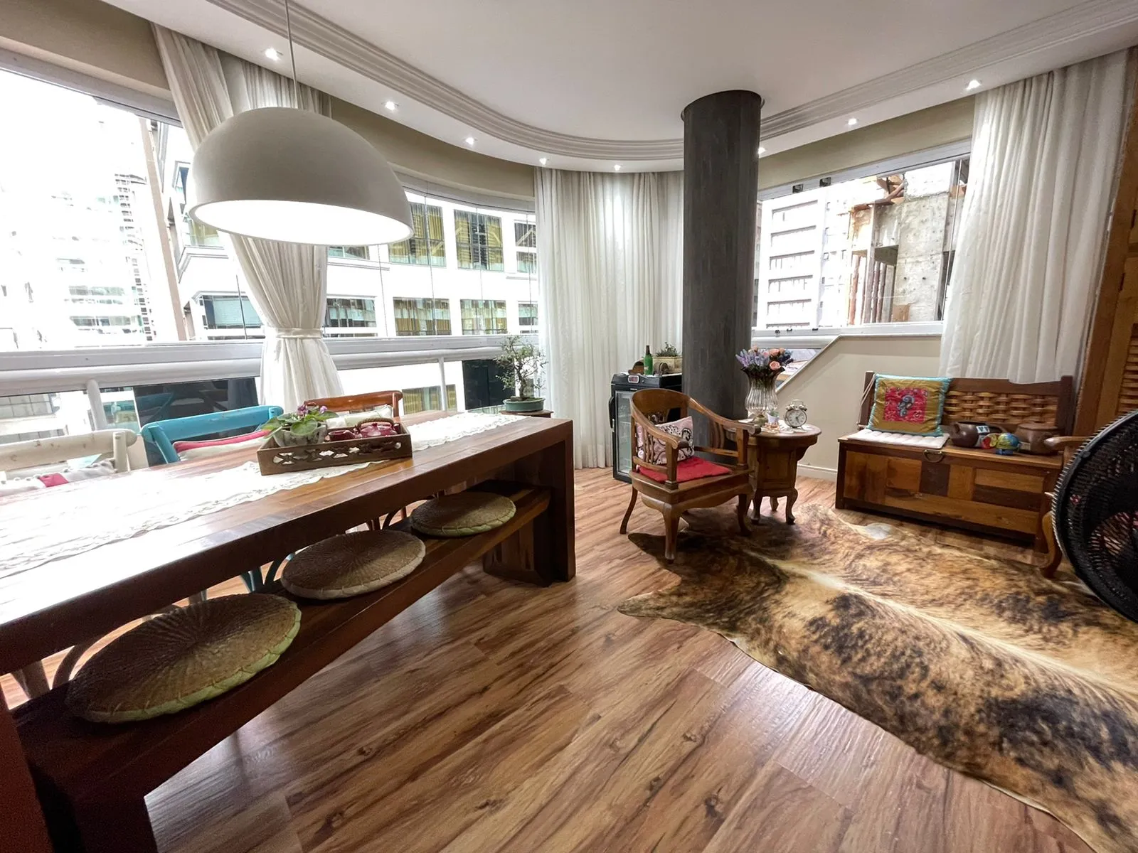 Imagem Apartamento com vista para o mar à venda com 129m2 por R$ 1.490.000,00