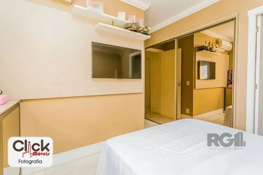 Imagem Apartamento 3 dormitórios, sendo 1 suíte, 66 m² de área privativa e 1 vaga(s) de garagem. Localizado na Rua/Av. Dom Claudio Jose Goncalves Ponce De Leao, no bairro Vila Ipiranga em Porto Alegre.