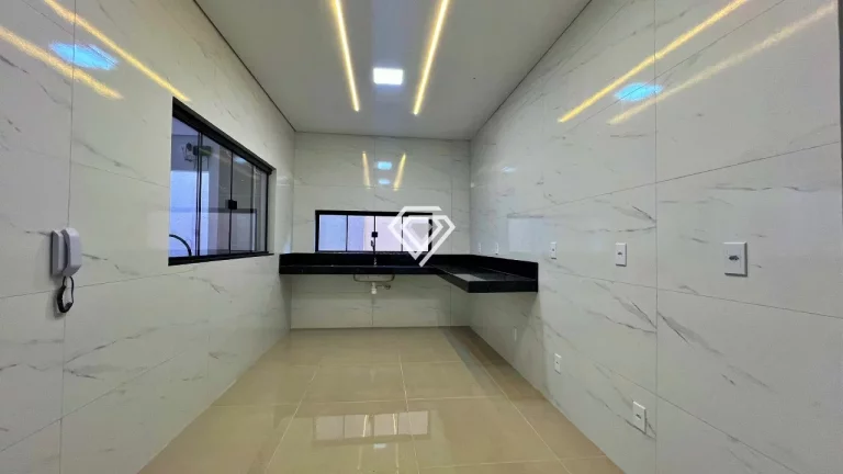 Imagem Sobrado 4 Quartos, 378 m² c/ Lazer à Venda na 106 Norte