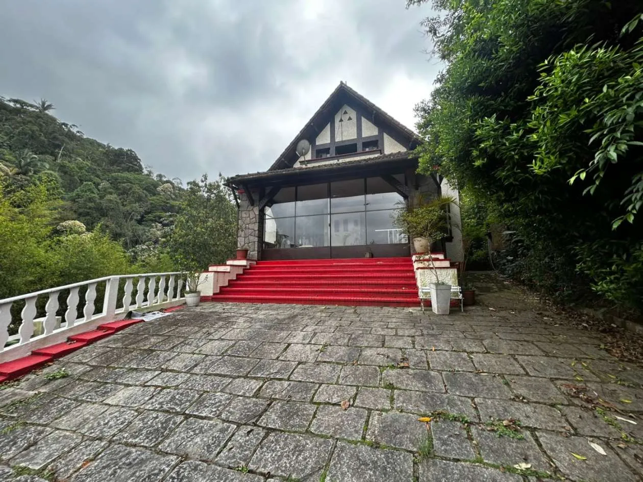 Imagem Casa para Venda em Petrópolis / RJ no bairro Centro
