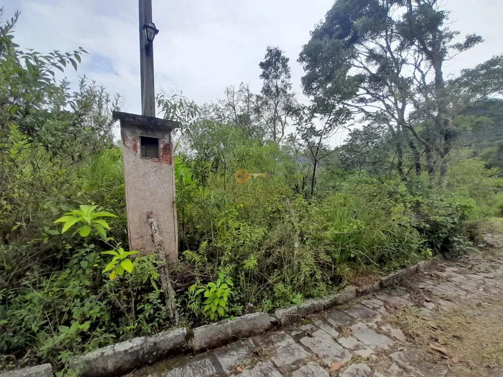 Imagem Terreno para Venda em Teresópolis / RJ no bairro Colônia Alpina