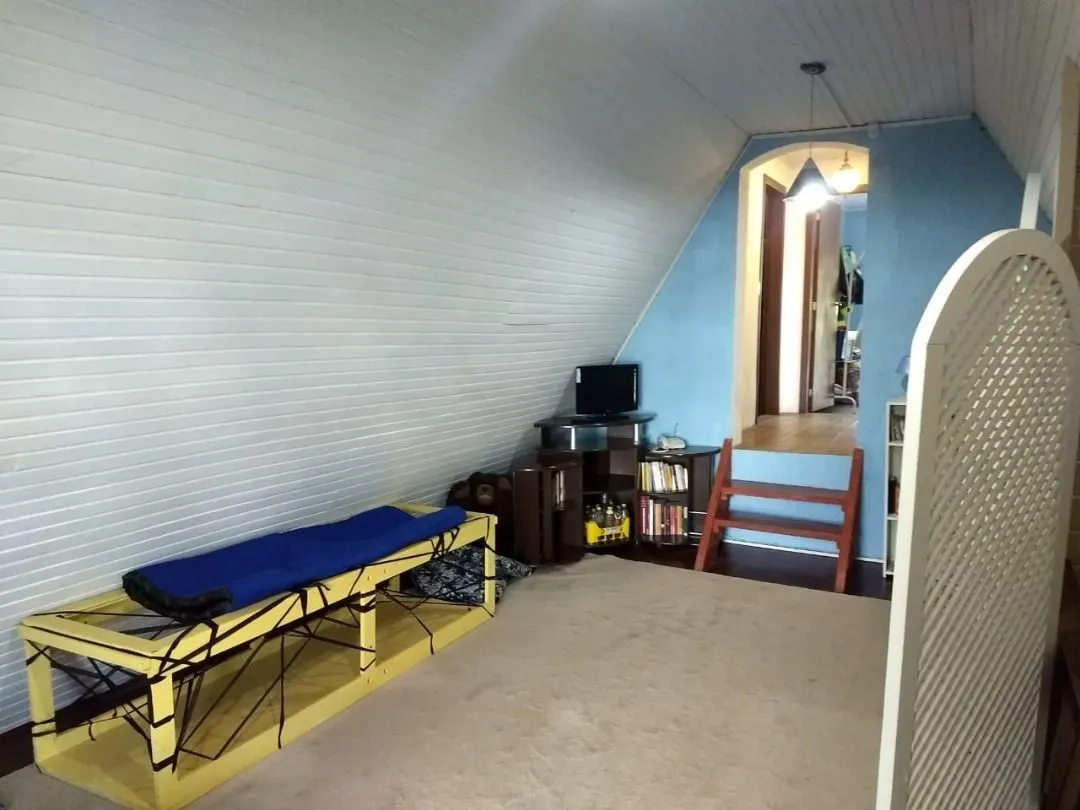 Imagem Casa para Venda - 200m², 4 dormitórios, sendo 1 suites, 4 vagas - Ipanema