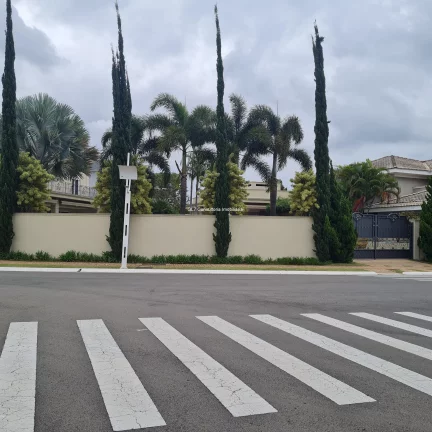 Imagem SOBRADO TRIPLEX NEOCLÁSSICA DISPONÍVEL PARA VENDA